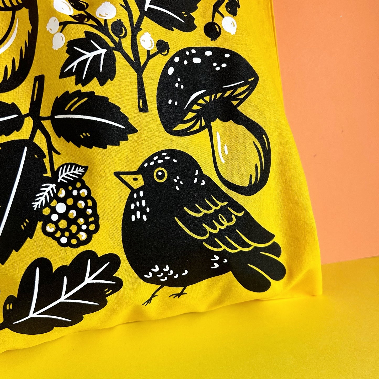 Blackbird Tote Bag in Sunflower Yellow