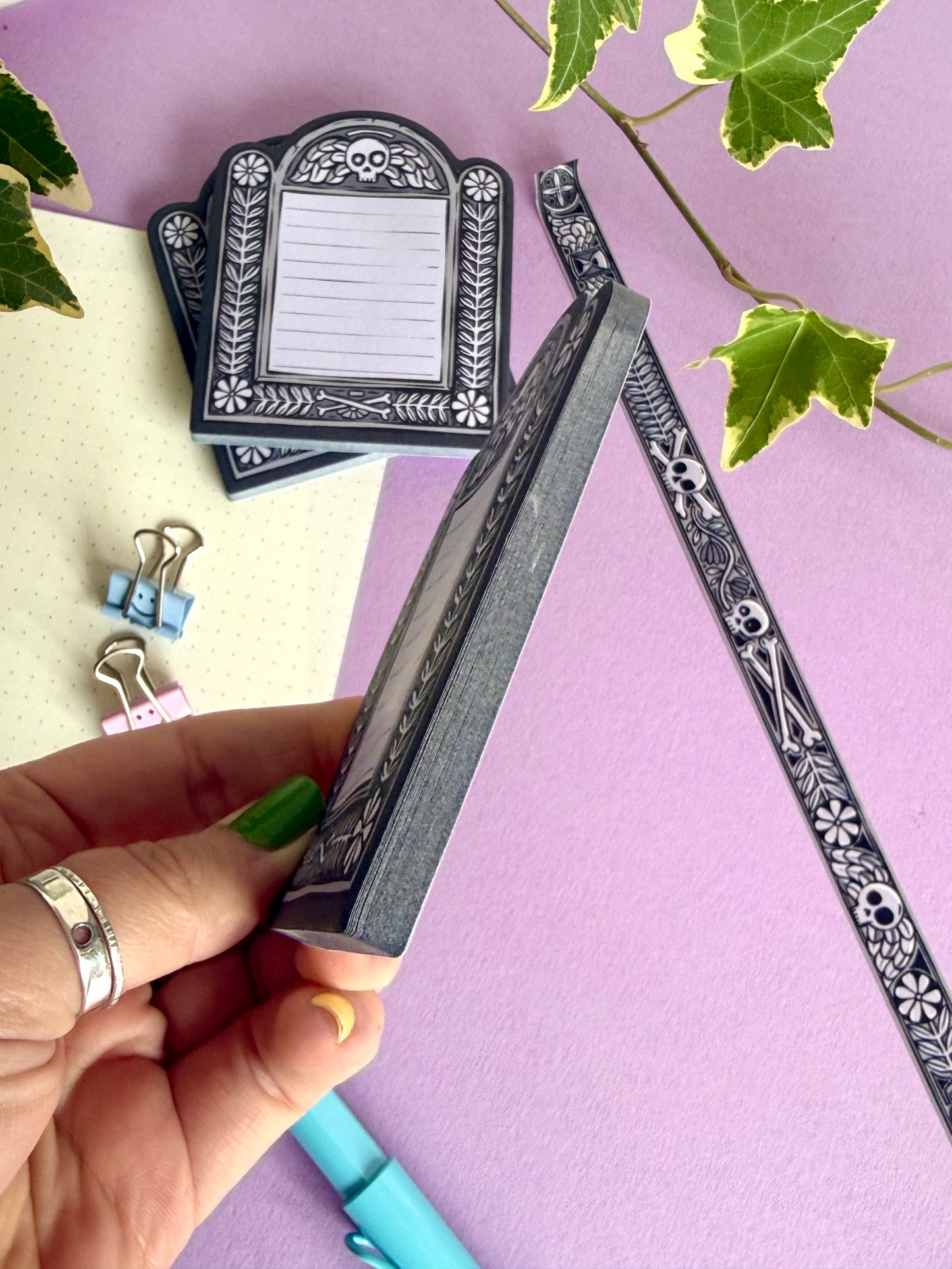 Gravestone Sticky Notes