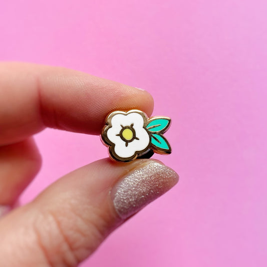 Seconds - White Flower Enamel Pin